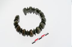 Foto von Bronzebuckelarmreif (NHMW-PRAE-024732)
